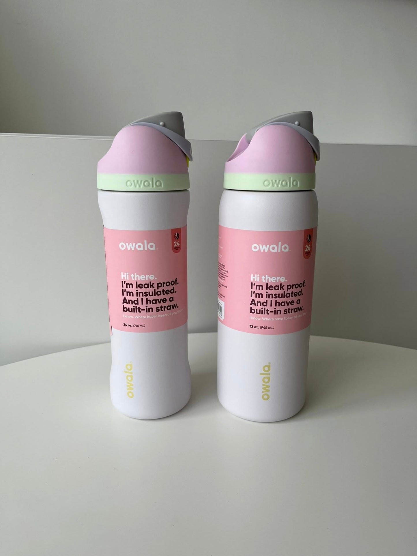 Owala FreeSip 24 oz Candy Coated "Pre-Venta"
