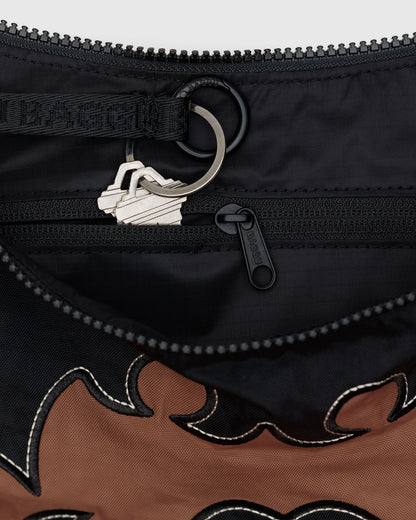 BAGGU Medium Nylon Crescent Bag Western Appliqué "Pre-Venta"