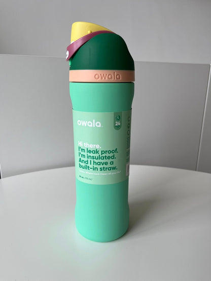 Owala FreeSip 24 oz Scream Green