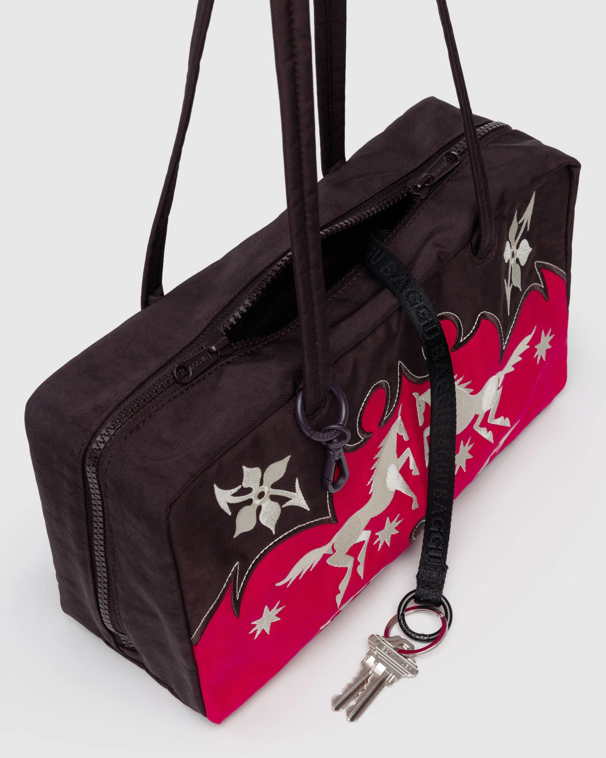 BAGGU Nylon Bowler Bag Western Appliqué "Pre-Venta"