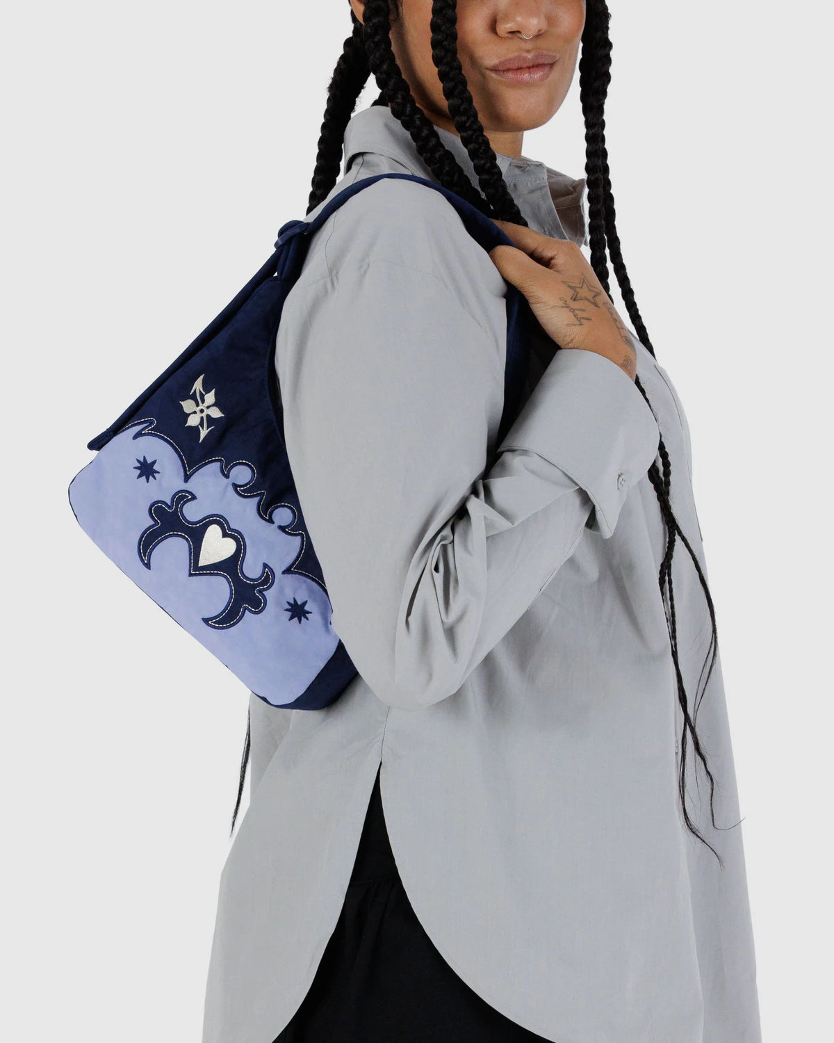BAGGU Mini Nylon Shoulder Bag Western Appliqué "Pre-Venta"
