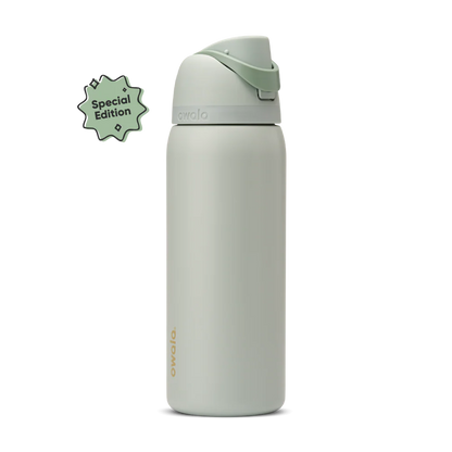 Owala FreeSip 32 oz Summer Paradise "Pre-Venta"