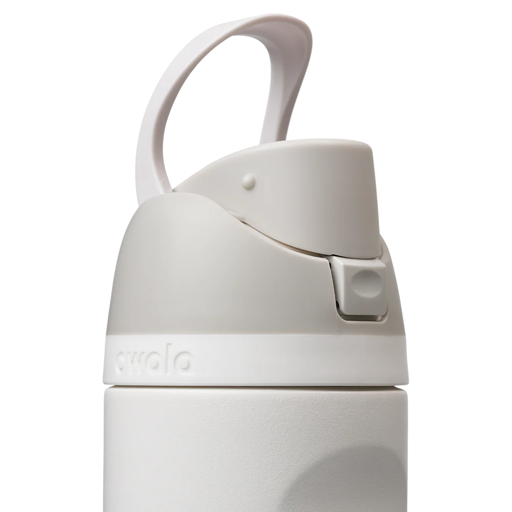 Owala FreeSip 16 oz Shy Marshmallow "Pre-Venta"