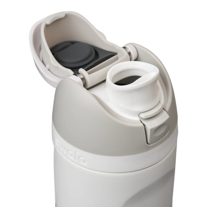Owala FreeSip 16 oz Shy Marshmallow "Pre-Venta"