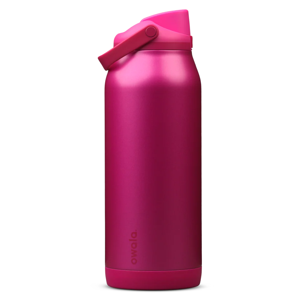 Owala FreeSip Sway 64 oz Read My Lips PREVENTA