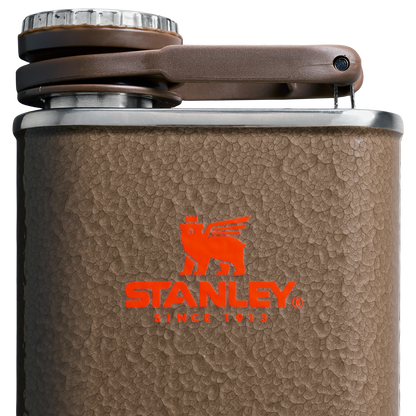The Post Malone x Stanley Easy Fill Flask en 8 oz ó 236 ml