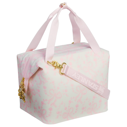 Lonchera 10 Latas LoveShackFancy en Coquette Bow Chantilly "Pre-Venta"