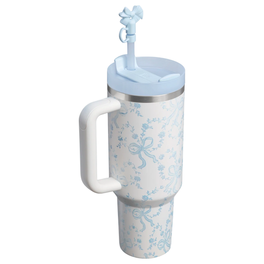 Termo 40 oz LoveShackFancy en Coquette Bow Winter Ice "Pre-Venta"