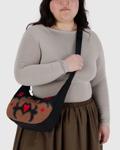 BAGGU Medium Nylon Crescent Bag Western Appliqué "Pre-Venta"